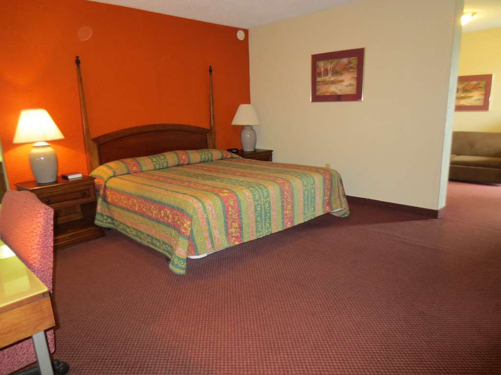 America'S Best Inn And Suites Emporia Szoba fotó
