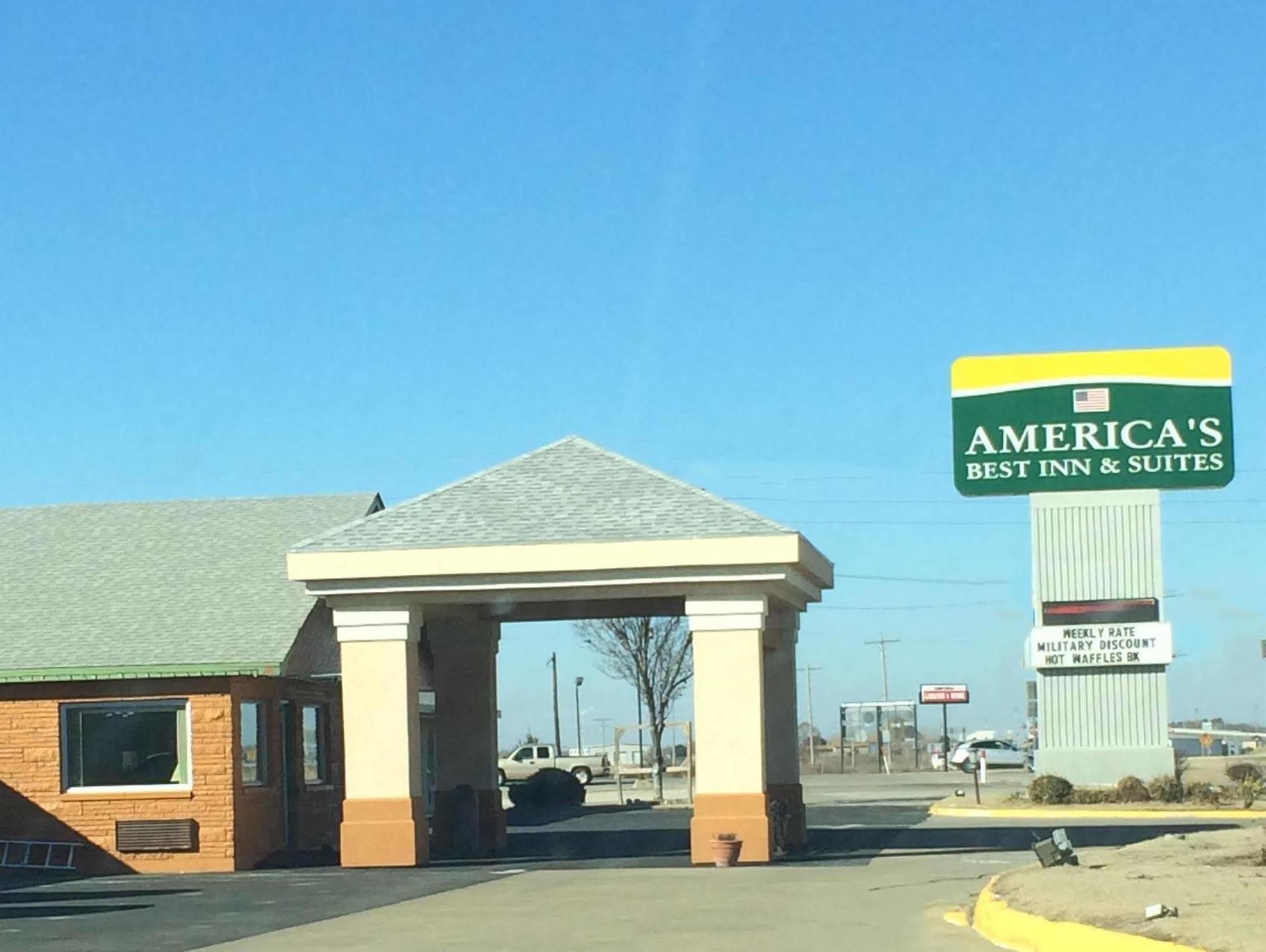 America'S Best Inn And Suites Emporia Kültér fotó