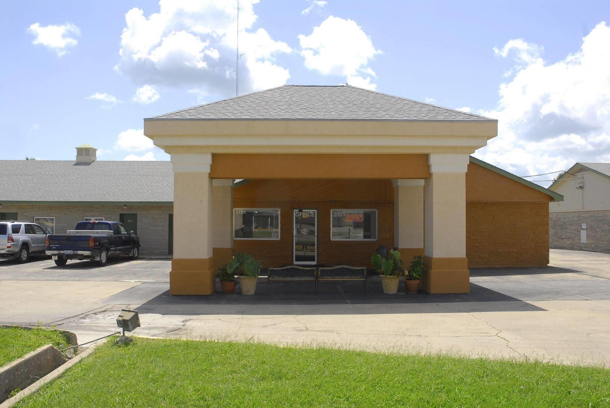 America'S Best Inn And Suites Emporia Kültér fotó