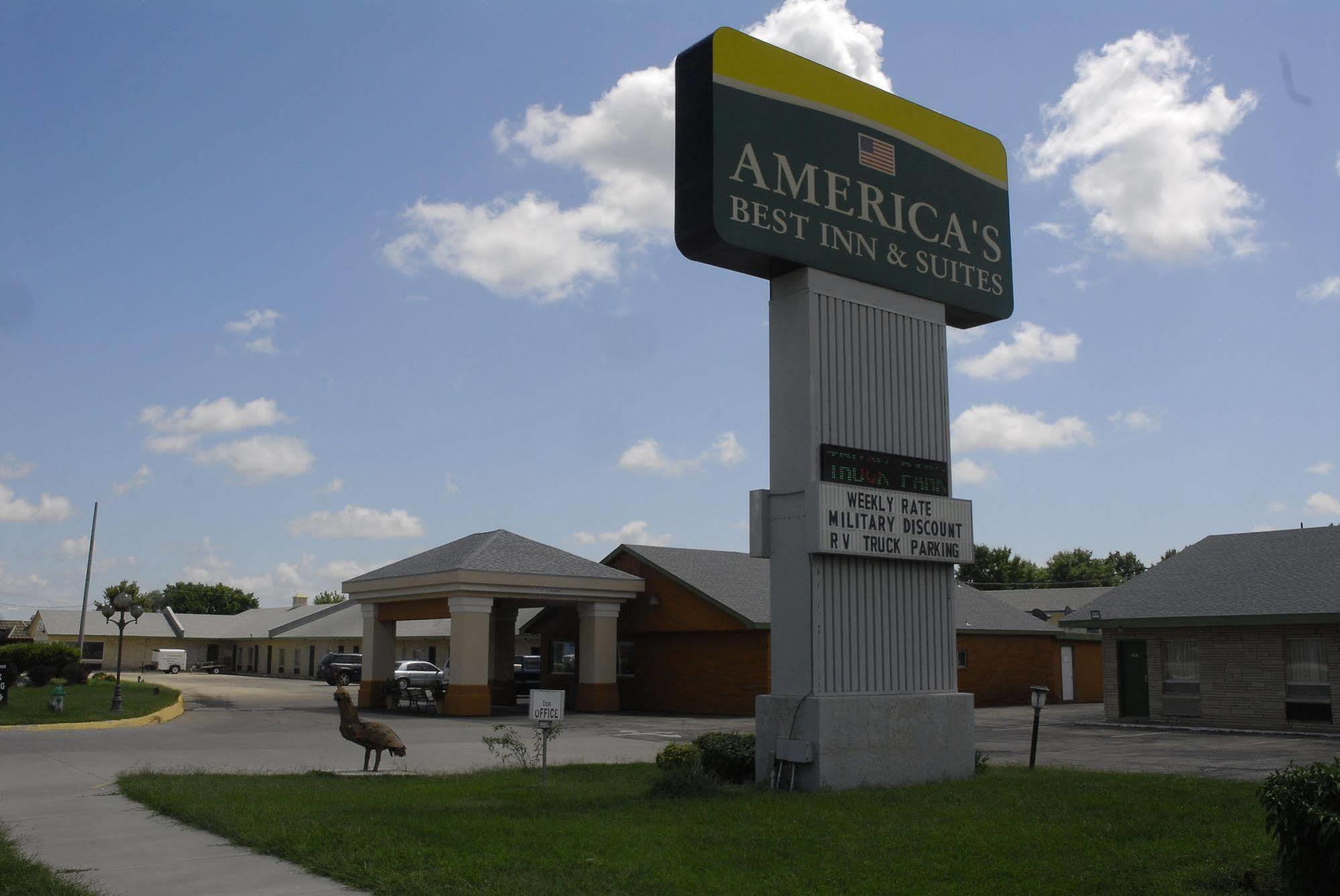 America'S Best Inn And Suites Emporia Kültér fotó